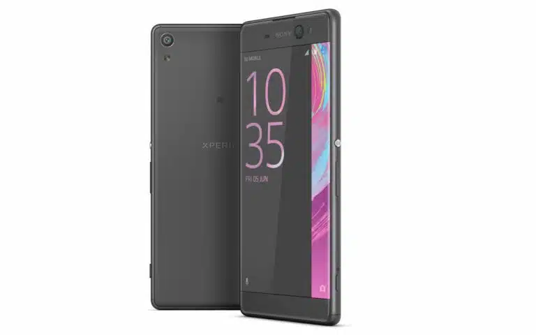 le sony xp est un smartphone avec une caméra double et une caméra arrière double