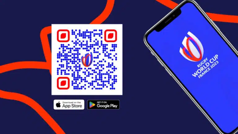 un gros plan d'un téléphone portable avec un code qr dessus